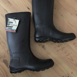 Kamik waterproof rain boot